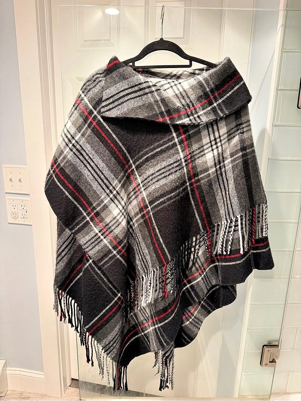 Steve Madden Poncho